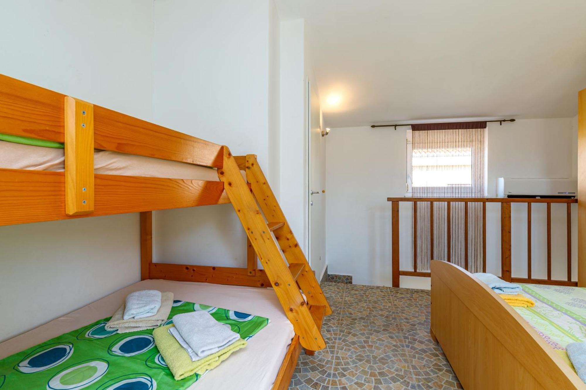 Apartments Elisabeth Medolino Esterno foto